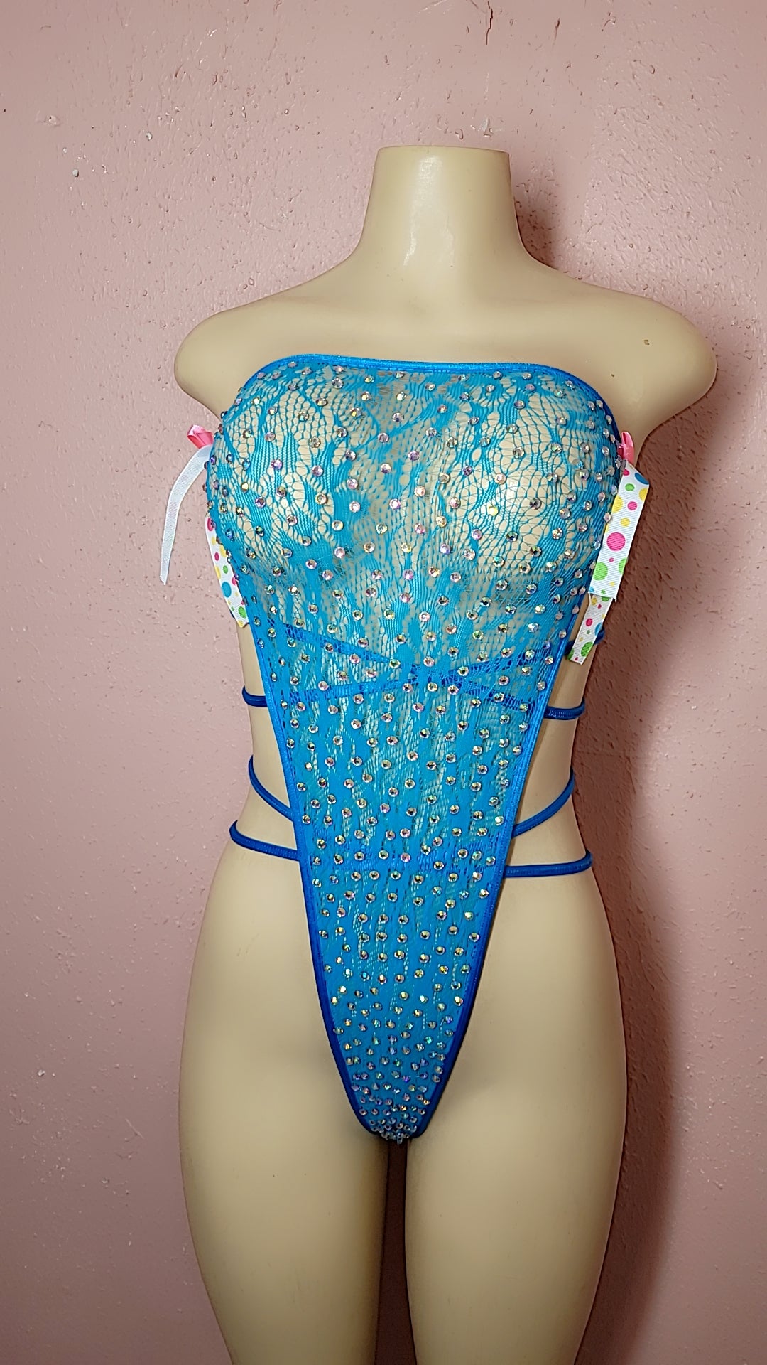 One piece fishnet